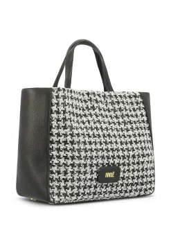 Innue Handbags